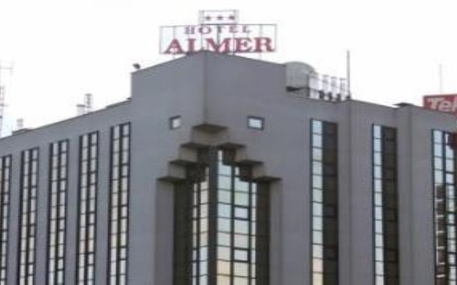 Almer Hotel