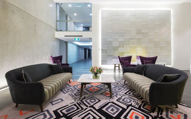 Avenue Hotel Canberra