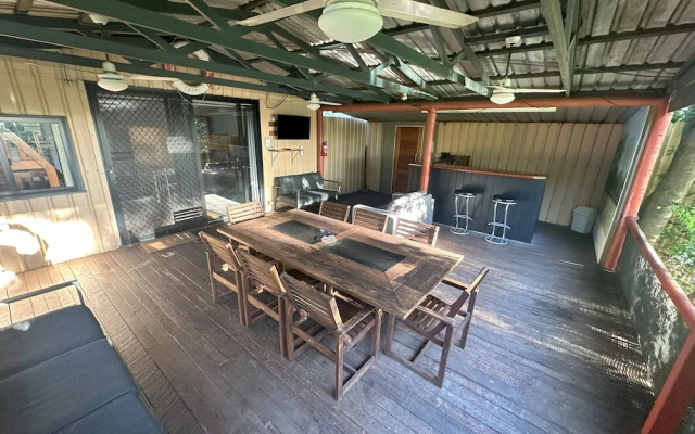 1770 Holiday Village