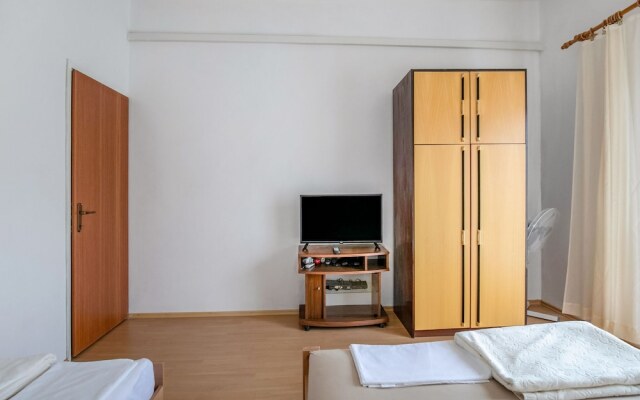 Pretty Apartment in Krneza near Sea Beach