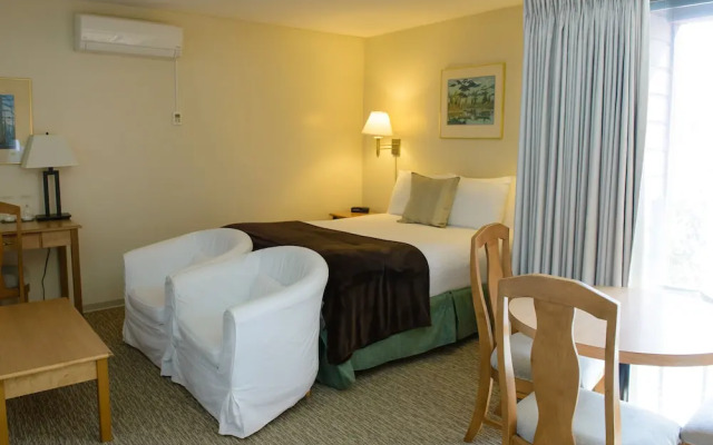 Sechelt Inn