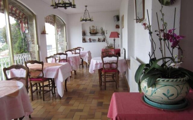 Logis Hotel Belle Vue