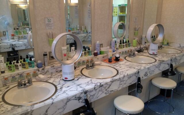 Sauna & Capsule In Okayama