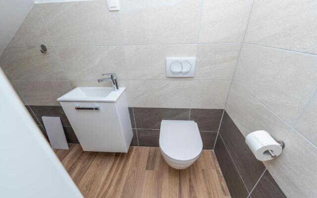Luxury Apartments - La Vir 1 & 2