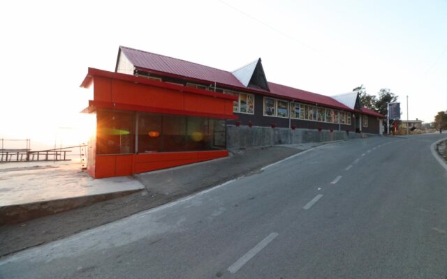 Green Mountains by OYO Rooms