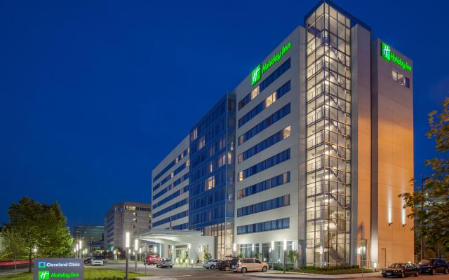 Holiday Inn Cleveland Clinic, an IHG Hotel