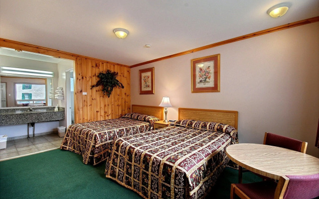 Knights Inn Huntsville, ON