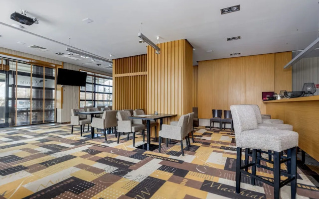 Atrium Studio Sarbinowo by Renters