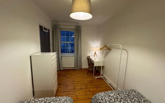 Stirling Haven: Charming 3B Apt In City Centre