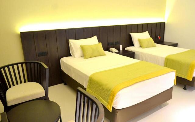 Good Wood Airport Hotel