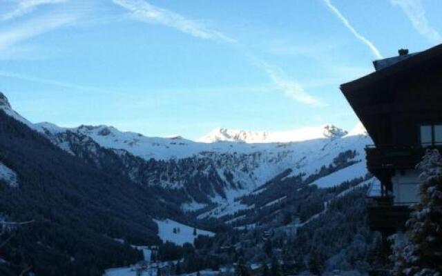 Ski In / Ski Out - Gästehäuser Saalbach-Hinterglemm