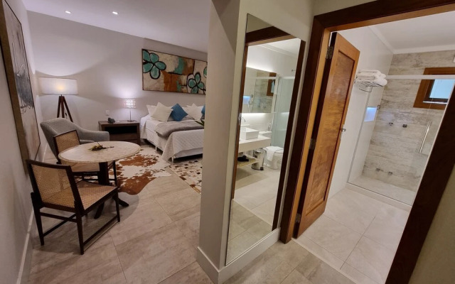 Saison Resort & Spa