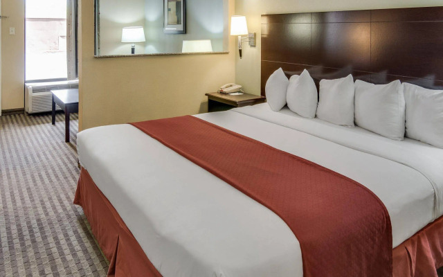 Quality Inn Mt. Pleasant