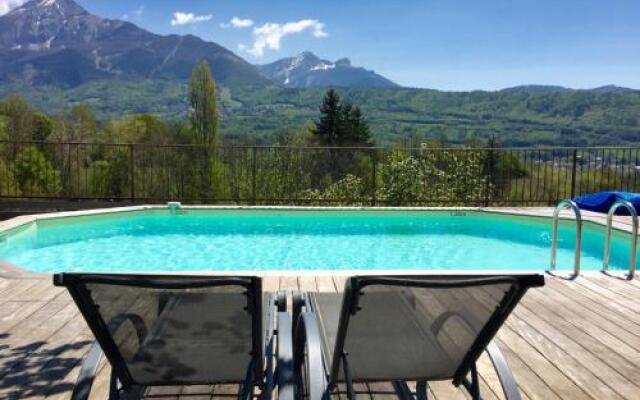 Chambre d'Hôtes La Grange des Ecrins
