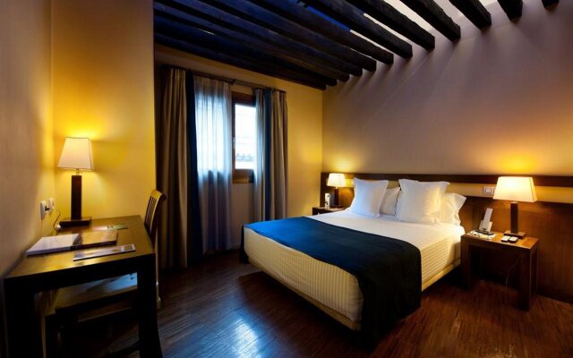 Hotel Abad Toledo