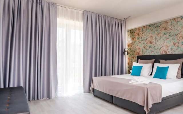Nayino Resort Mamaia Nord