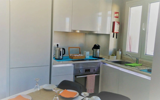 Lisbon Terrace Suites - Guest House