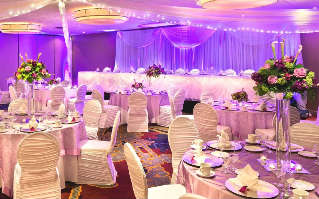 DoubleTree by Hilton Roseville Minneapolis