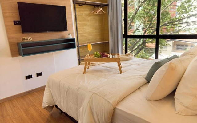 Rosa Negra's Cozy Stadio Aparta-suite