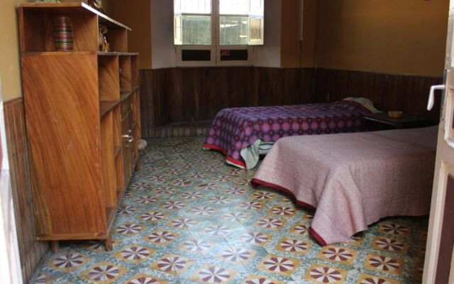 Hostal El Colibri
