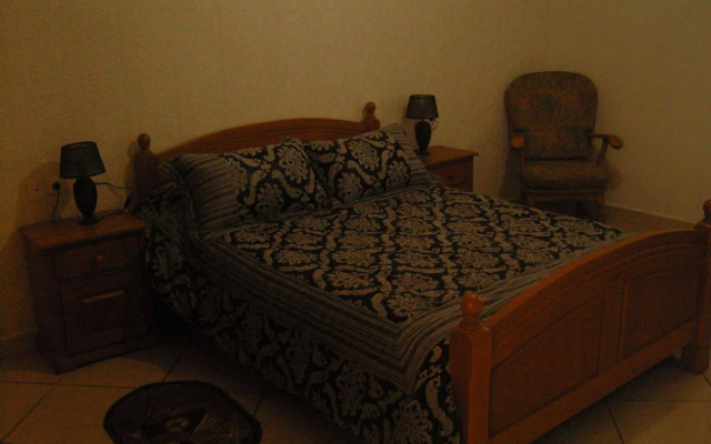 Riad Firdaous Achark