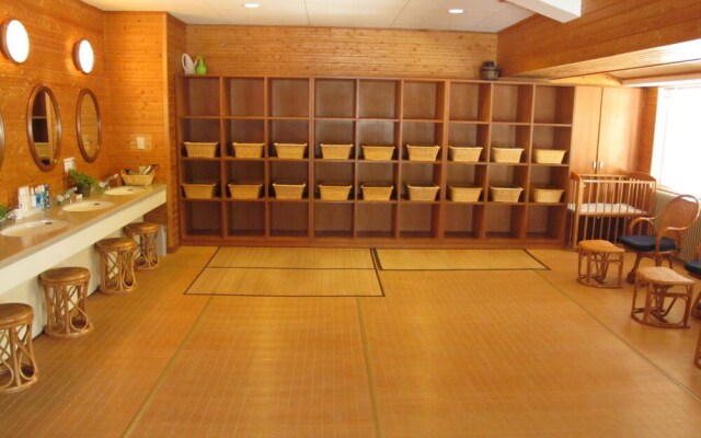 Hotel White Inn Kitashiga