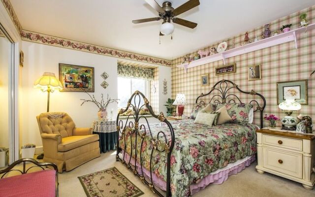 Matthews Manor Bed and Breakfast