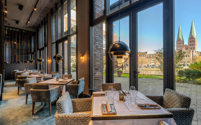 Radisson Blu Senator Hotel