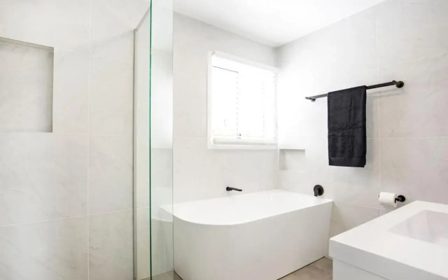 Sunfish - Pet Friendly - 4 Mins Walk to Beach