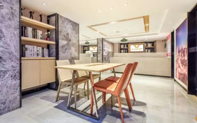 Vienna Classic Hotel (Chongqing Nanbin Road Danzishi) – Guest Rooms – Chongqing