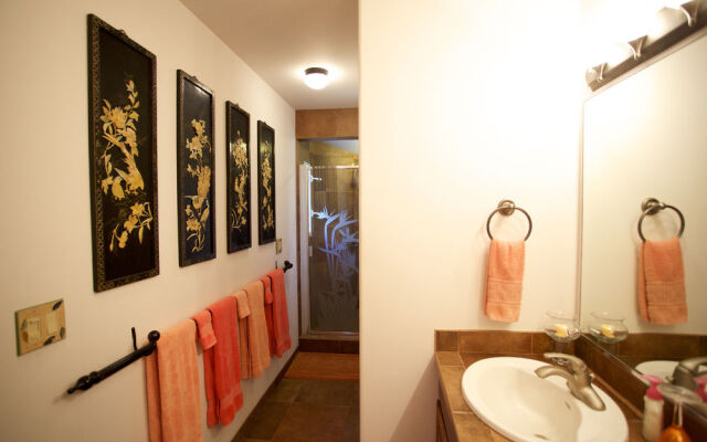Hale Ho'o Maha Bed & Breakfast