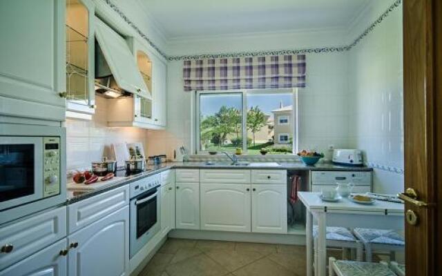 44 Fairviews Village Boavista