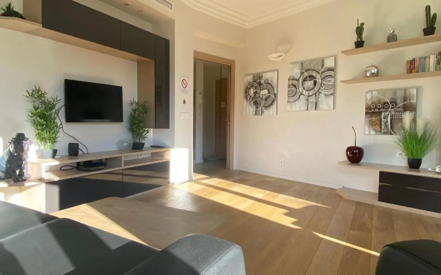 VICTOR HUGO - Modern and sunny, terrace, 2 baths