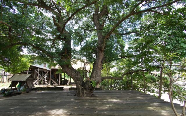 Baan Sikuuk Bed & Breakfast