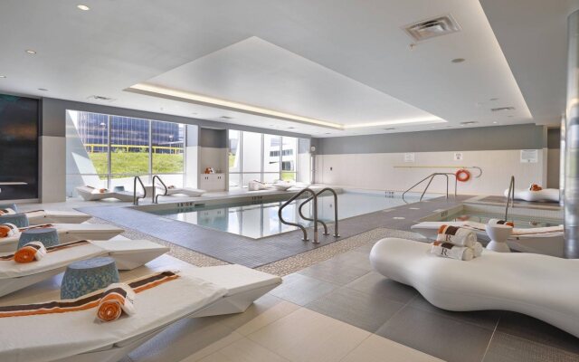 Renaissance Edmonton Airport Hotel