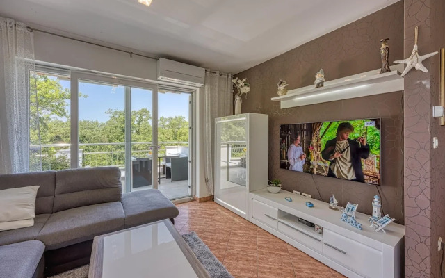 App Mariella 150m From the sea