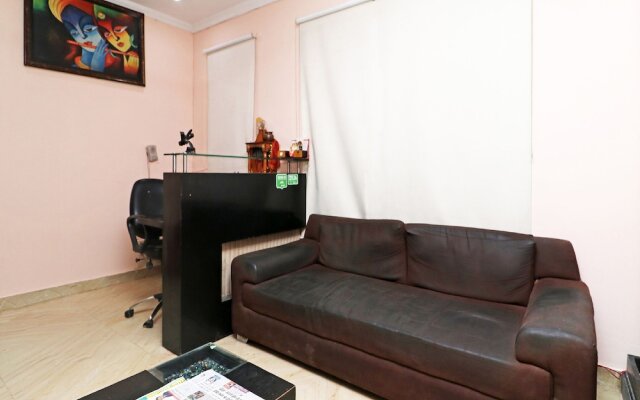 OYO 338 New Paradise