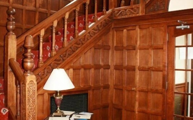 The Cozy Afghan Bed & Breakfast