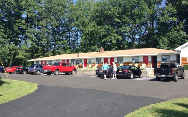Robin Hood Motel