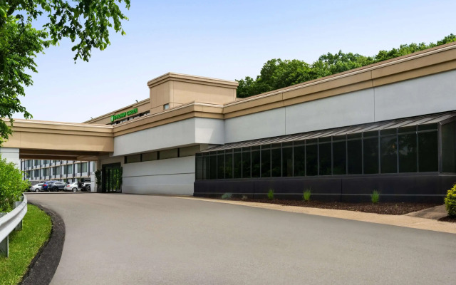 Wyndham Garden Pittsburgh Airport