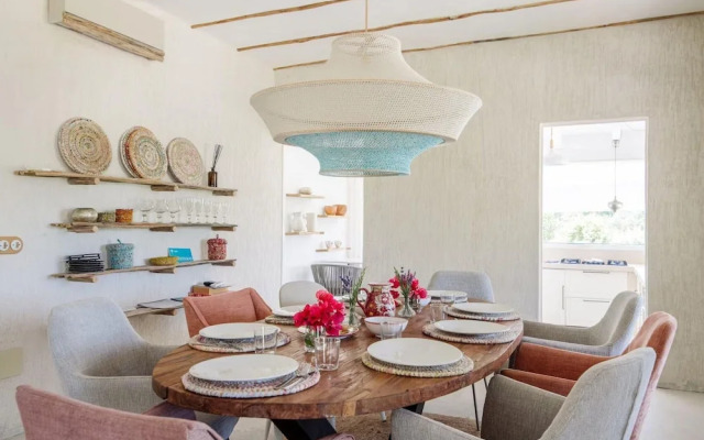 Lavish Villa With Private Pool