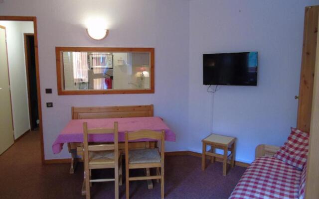 Appartement Valfréjus, 1 pièce, 4 personnes - FR-1-561-11