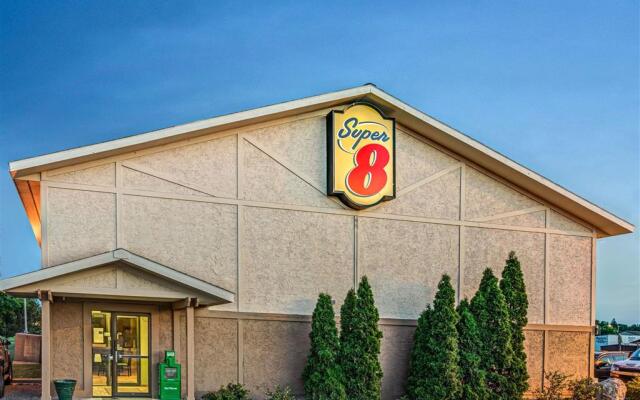 Super 8 by Wyndham Glencoe