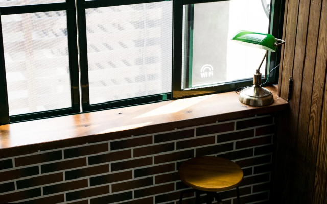 Leo ho Hostel
