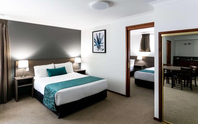 Best Western Plus Ambassador Orange