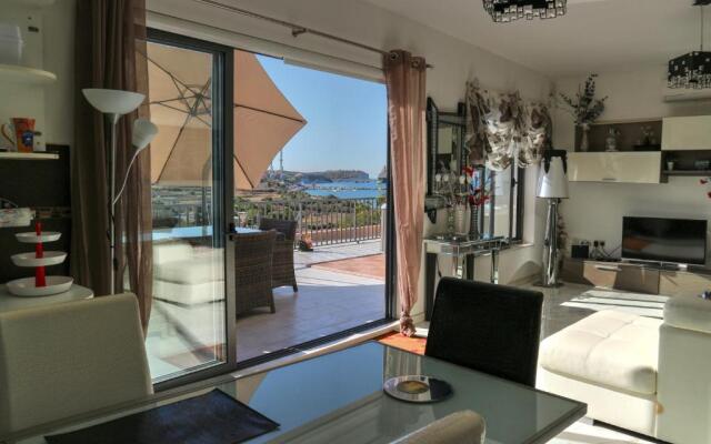 Stunning Views 4 Bedroom Penthouse in Marsaxlokk