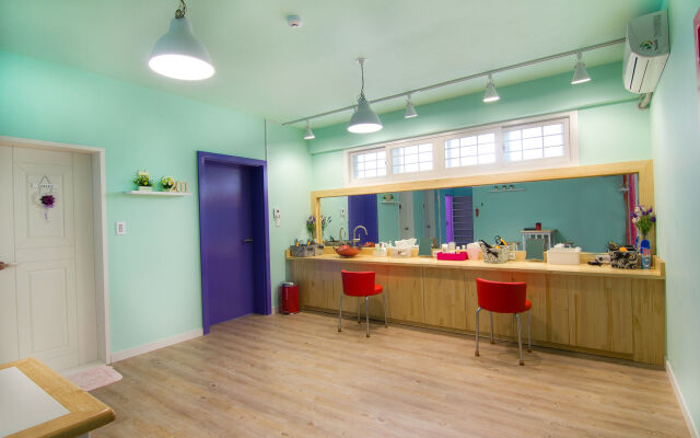 Sum Guest House Jeju Airport - Hostel