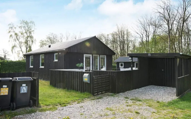 6 Person Holiday Home in Odder-by Traum