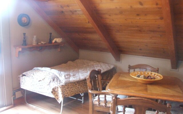 Cobblestone Manor B&B