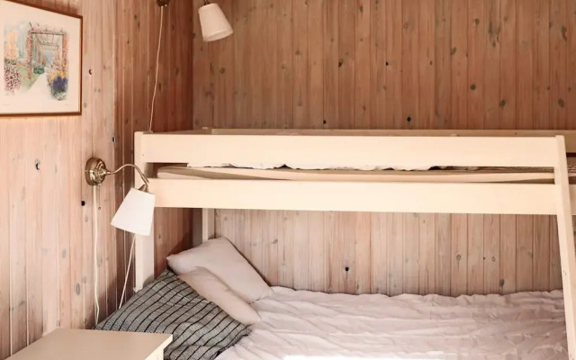 6 Person Holiday Home in Skummeslovsstrand